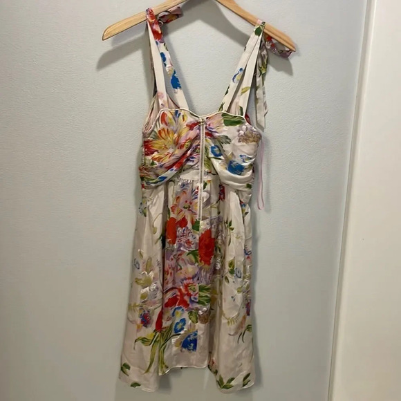 leifsdottir Dresses & Skirts - Leifsdottir woman’s silk flowered dress